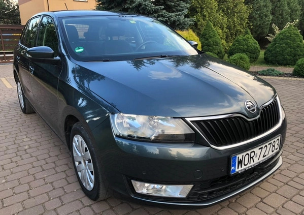 Skoda RAPID cena 32900 przebieg: 199000, rok produkcji 2016 z Józefów małe 326